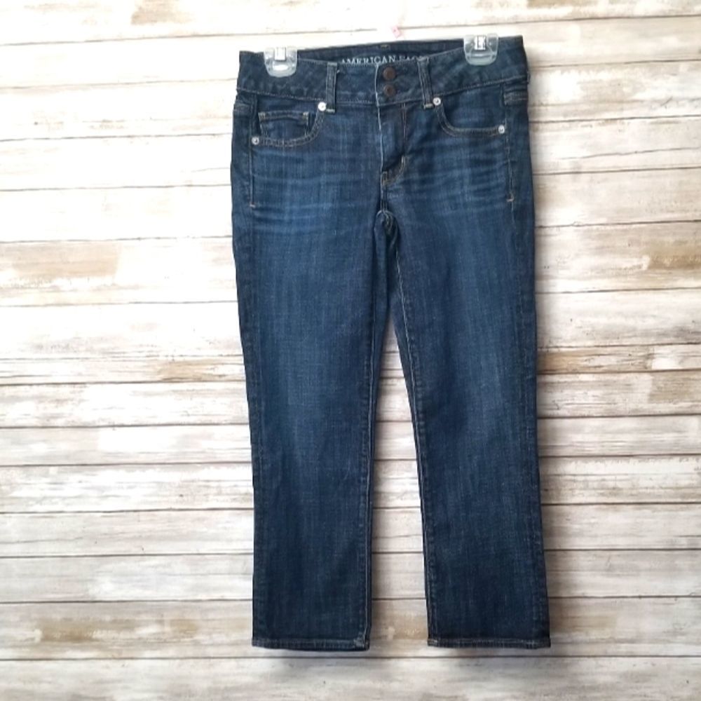 American Eagle Outfitters. Size 2